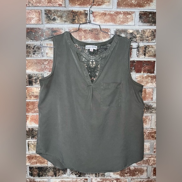 Knox Rose Doily-back Sleeveless Tops, Size XL. This listing is for both tops. - Picture 6 of 9
